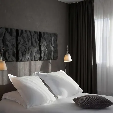 Litteraire Alexandre Vialatte, Bw Signature Collection Hotel