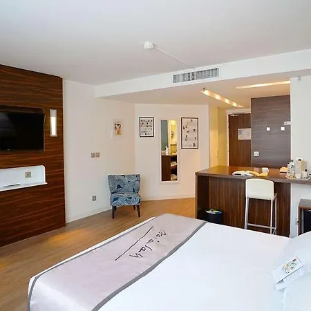 Litteraire Alexandre Vialatte, Bw Signature Collection 4* 克莱蒙费朗