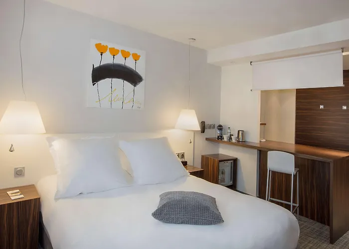 Litteraire Alexandre Vialatte, Bw Signature Collection Hotel Clermont-Ferrand