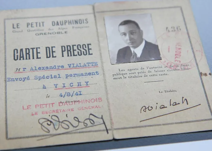 ホテル Litteraire Alexandre Vialatte, Bw Signature Collection 4*